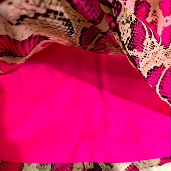 Neon Pink Snakeskin Blouse - Picture 4 of 6